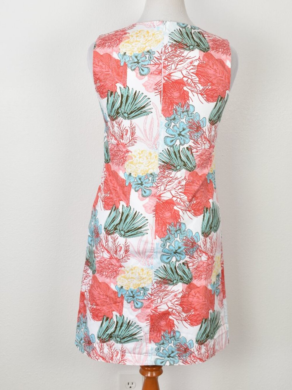 Persifor Margot Sheath Dress Coral Reef Print - L - Picture 5 of 8